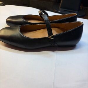 Vionic Womens Alameda Size 7